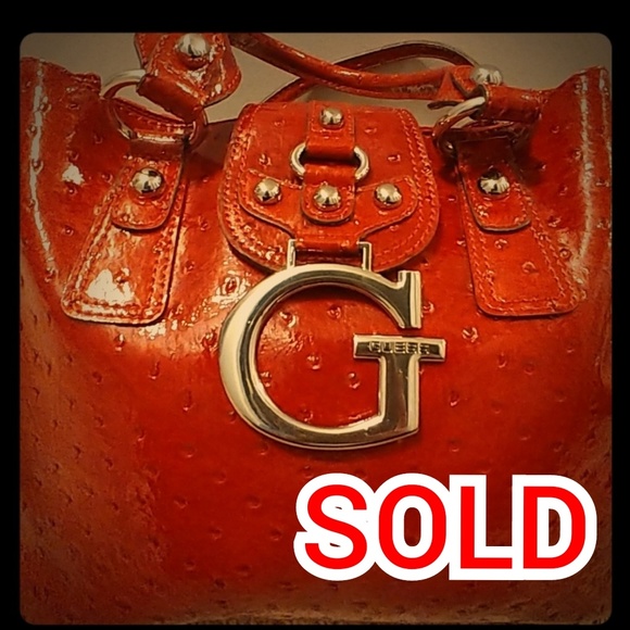 Guess Hand Bag- Medium size - Picture 1 of 6